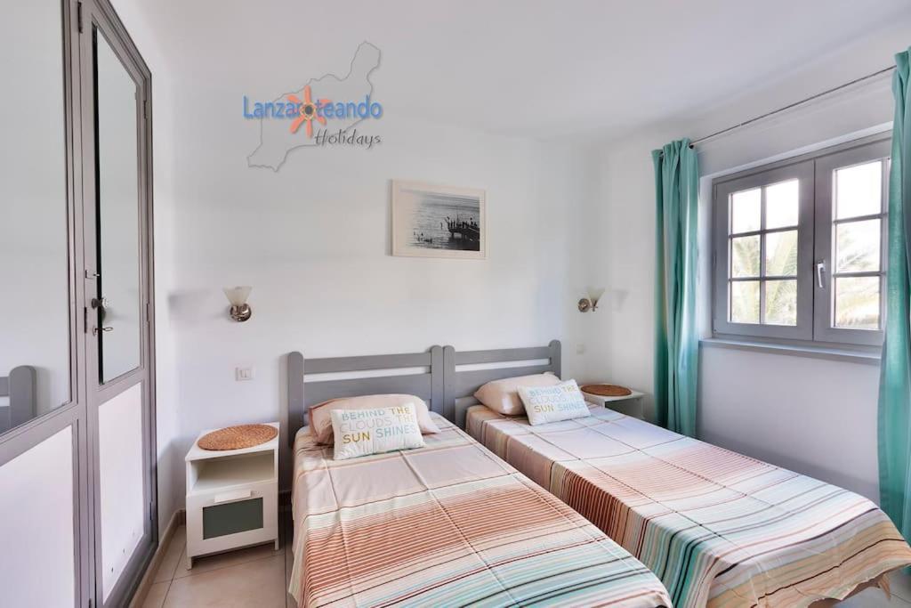 Casa Patty, Piscinas Climatizadas, Primera Linea Costa Teguise Extérieur photo